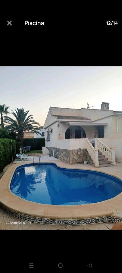 Acogedora Casa Con Piscina Villa Torrevieja Ngoại thất bức ảnh